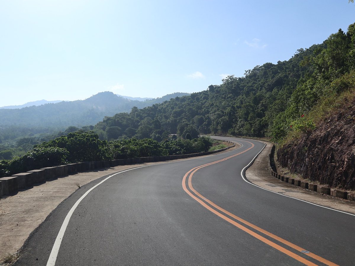 The Taytay to El Nido highway, the road north out of Puerto Princesa